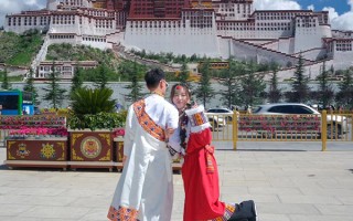 两个人去西藏旅游要花多少钱？两个人去西藏旅游费用多少？
